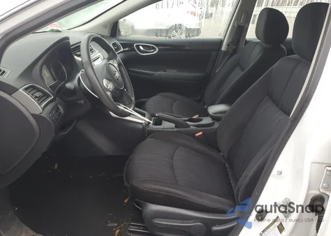 2017 Nissan Sentra S z USA, uszkodzony, nr VIN 3N1AB7AP1HY318569